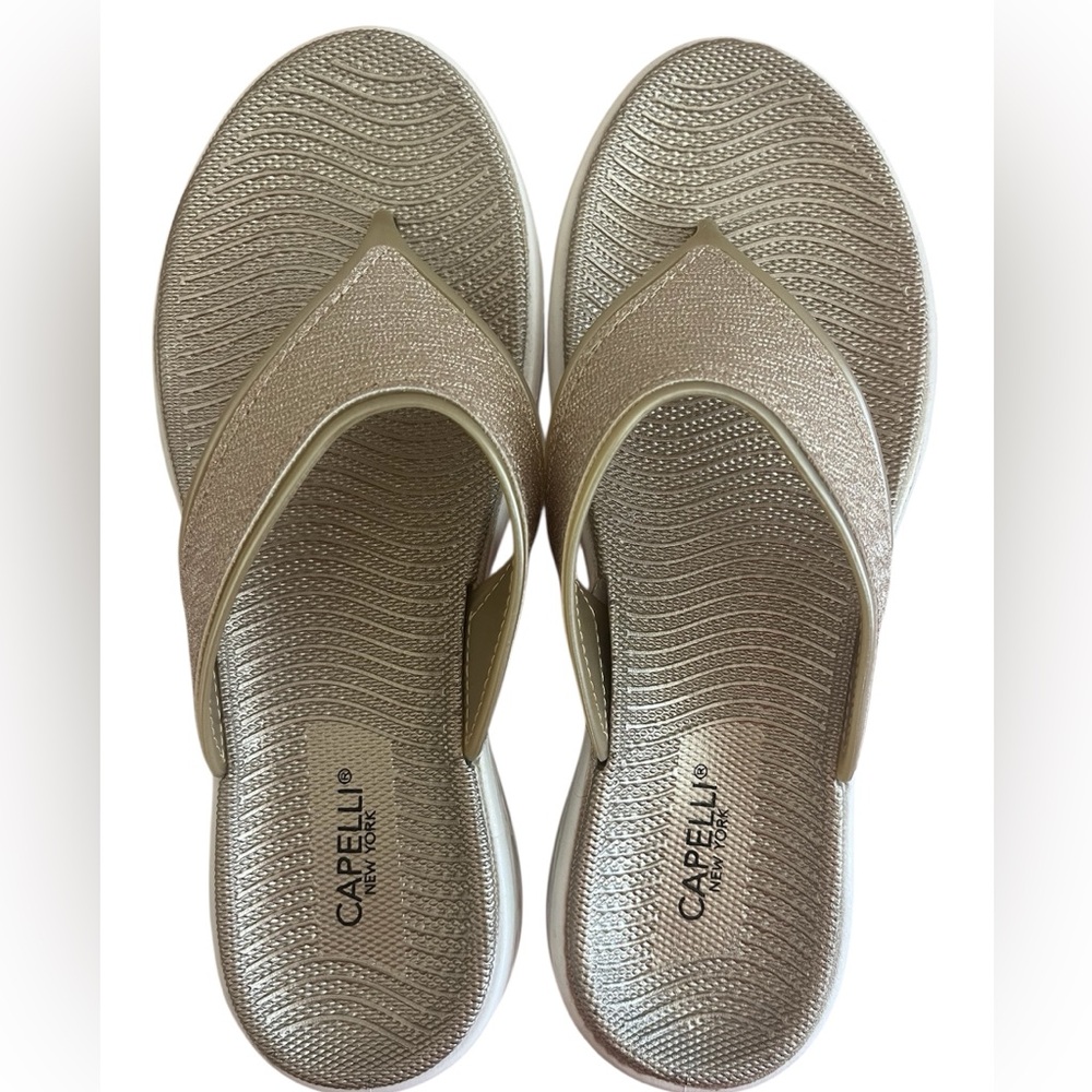 Capelli of New York Women's Champagne and White Sandals 9